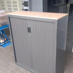 Vepa antraciet metalen roldeurkasten bij Kasten Handel Rogat