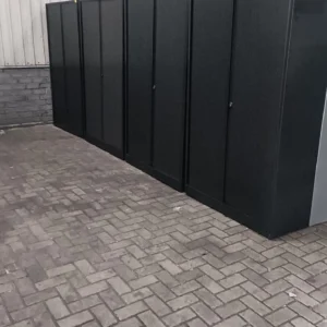 Zwarte Ahrend metalen roldeurkasten bij Kasten Handel Rogat